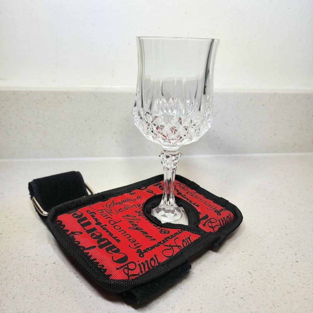 Wine Stem Glass Holder for Outdoor Chairs New No Tags